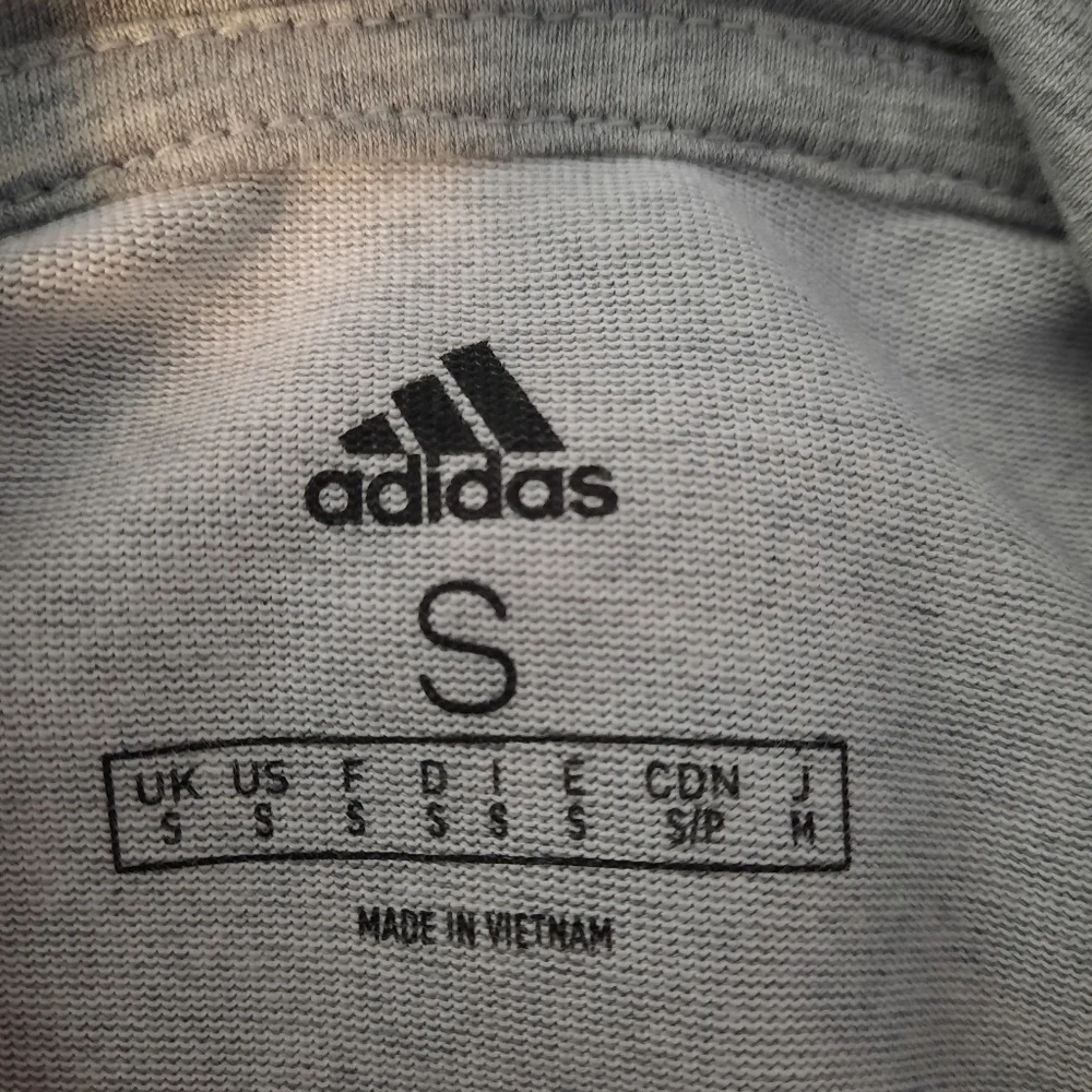 Adidas Men's Gray Logo Spellout Lightweight Hoodie size Small